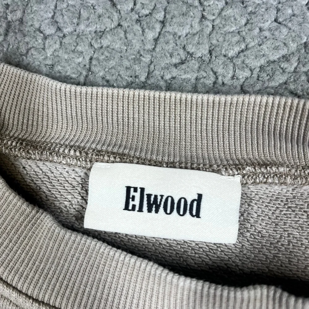 Elwood Core Crewneck Sweatshirt Sand Organic Cotton Boxy Fit Distressed Large - Picture 8 of 12